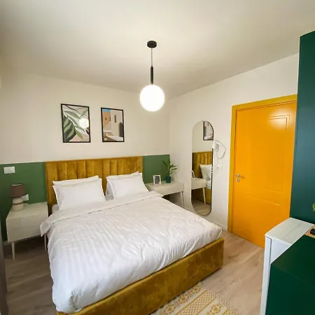 Apartment Three Doors Apartments, Papaya 1-bedroom *